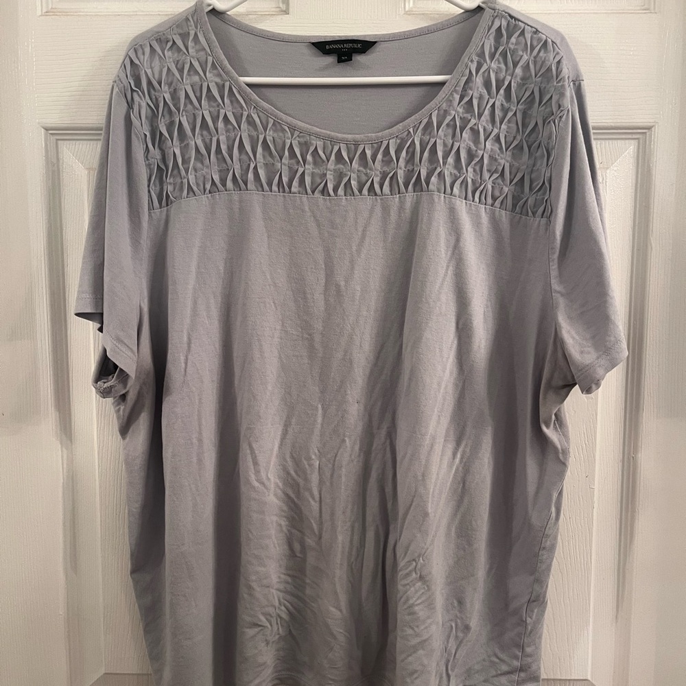 Banana Republic Women's Gray Textured Blouse